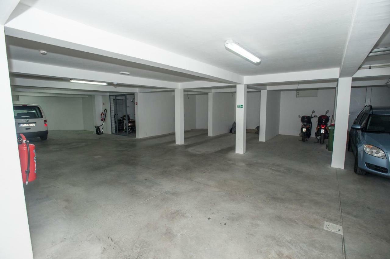 Arena Apartment 5-Stars Premium-Accommodation Makarska Exterior photo